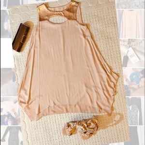 Clean peachy float summer dress with sequins accents